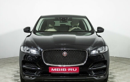 Jaguar F-Pace, 2017 год, 2 400 000 рублей, 2 фотография