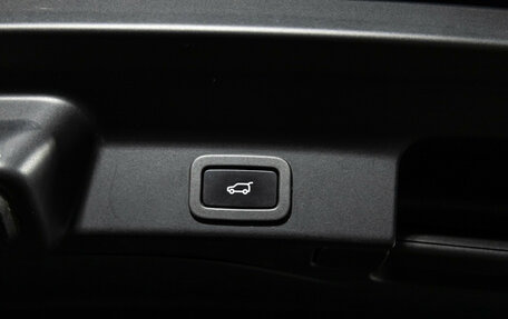 Jaguar F-Pace, 2017 год, 2 400 000 рублей, 18 фотография