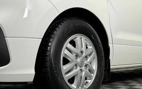 Hyundai H-1 II рестайлинг, 2021 год, 3 200 000 рублей, 19 фотография