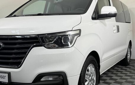 Hyundai H-1 II рестайлинг, 2021 год, 3 200 000 рублей, 17 фотография