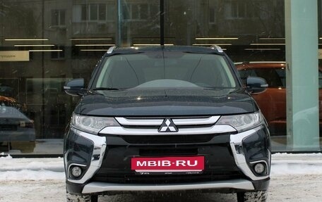 Mitsubishi Outlander III рестайлинг 3, 2018 год, 2 160 000 рублей, 2 фотография
