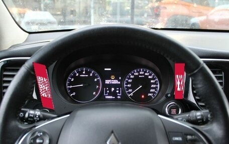 Mitsubishi Outlander III рестайлинг 3, 2018 год, 2 160 000 рублей, 15 фотография