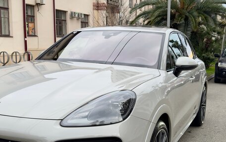 Porsche Cayenne III, 2020 год, 9 990 000 рублей, 1 фотография