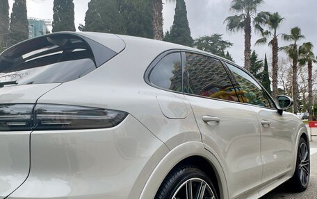 Porsche Cayenne III, 2020 год, 9 990 000 рублей, 4 фотография