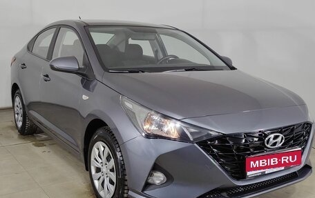 Hyundai Solaris II рестайлинг, 2021 год, 1 600 000 рублей, 1 фотография