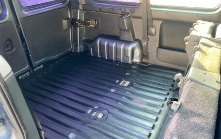 Peugeot Partner II рестайлинг 2, 2011 год, 725 000 рублей, 26 фотография