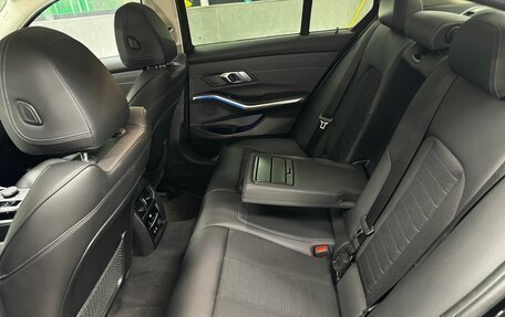 BMW 3 серия, 2020 год, 2 780 000 рублей, 31 фотография