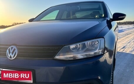 Volkswagen Jetta VI, 2014 год, 870 000 рублей, 3 фотография