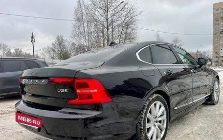 Volvo S90 II рестайлинг, 2017 год, 2 950 000 рублей, 8 фотография