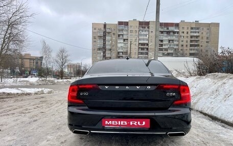 Volvo S90 II рестайлинг, 2017 год, 2 950 000 рублей, 7 фотография