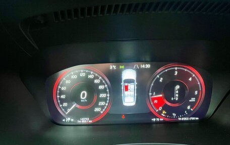 Volvo S90 II рестайлинг, 2017 год, 2 950 000 рублей, 13 фотография