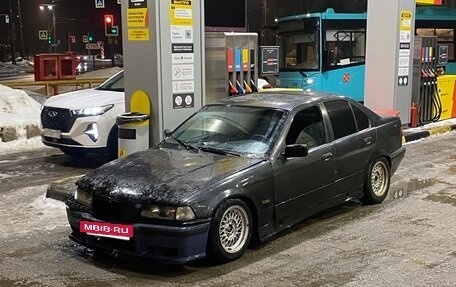 BMW 3 серия, 1991 год, 300 000 рублей, 3 фотография