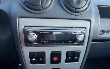 Renault Logan I, 2005 год, 130 000 рублей, 7 фотография