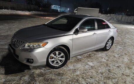 Toyota Camry, 2011 год, 1 165 000 рублей, 2 фотография