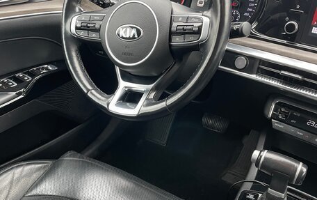 KIA K5, 2020 год, 2 100 000 рублей, 18 фотография