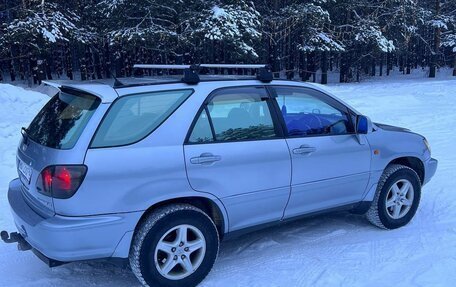 Toyota Harrier, 2001 год, 870 000 рублей, 8 фотография