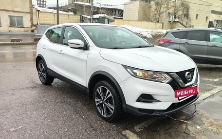 Nissan Qashqai, 2022 год, 2 240 000 рублей, 4 фотография