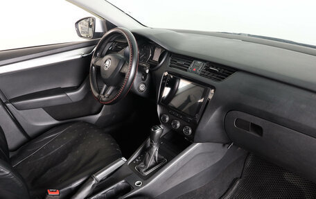 Skoda Octavia, 2017 год, 1 899 000 рублей, 12 фотография