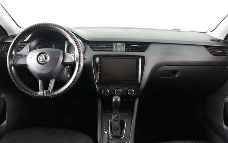 Skoda Octavia, 2017 год, 1 899 000 рублей, 14 фотография