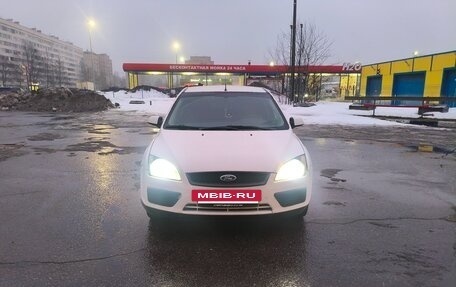 Ford Focus II рестайлинг, 2006 год, 245 000 рублей, 2 фотография