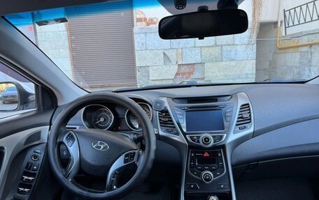 Hyundai Elantra V, 2015 год, 799 999 рублей, 5 фотография