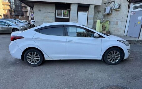 Hyundai Elantra V, 2015 год, 799 999 рублей, 2 фотография