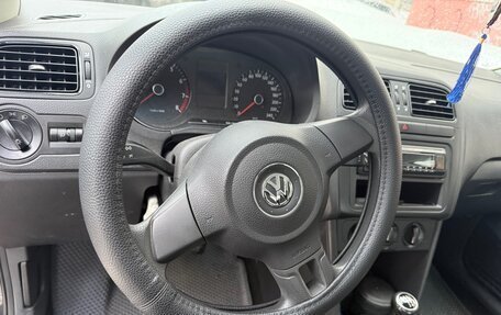 Volkswagen Polo VI (EU Market), 2011 год, 1 100 000 рублей, 6 фотография