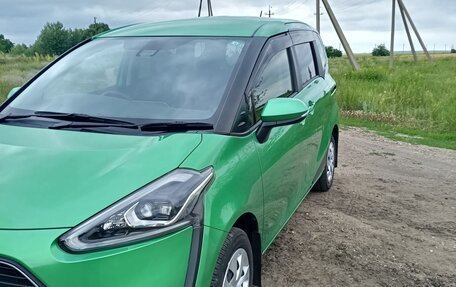 Toyota Sienta II, 2017 год, 1 615 000 рублей, 3 фотография