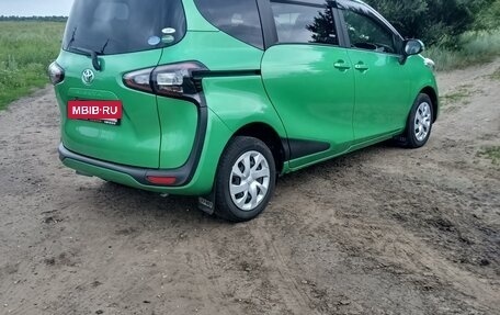 Toyota Sienta II, 2017 год, 1 615 000 рублей, 5 фотография