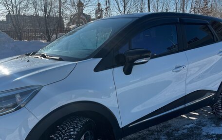 Renault Kaptur I рестайлинг, 2017 год, 1 400 000 рублей, 8 фотография