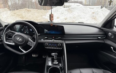 Hyundai Elantra, 2024 год, 2 300 000 рублей, 5 фотография