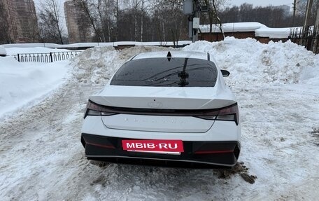 Hyundai Elantra, 2024 год, 2 300 000 рублей, 2 фотография