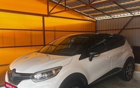 Renault Kaptur I рестайлинг, 2017 год, 1 400 000 рублей, 17 фотография