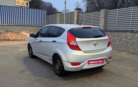 Hyundai Solaris II рестайлинг, 2011 год, 765 000 рублей, 6 фотография