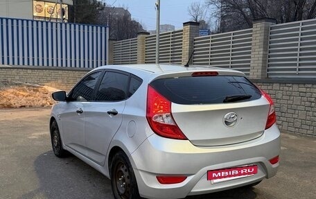 Hyundai Solaris II рестайлинг, 2011 год, 765 000 рублей, 5 фотография