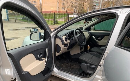 Renault Logan II, 2014 год, 800 000 рублей, 3 фотография