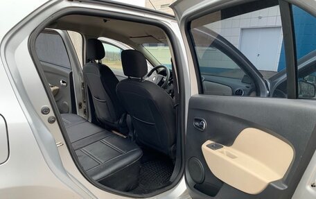 Renault Logan II, 2014 год, 800 000 рублей, 8 фотография