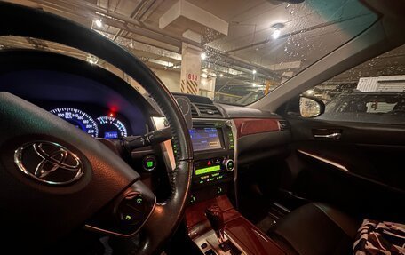 Toyota Camry, 2012 год, 1 700 000 рублей, 10 фотография