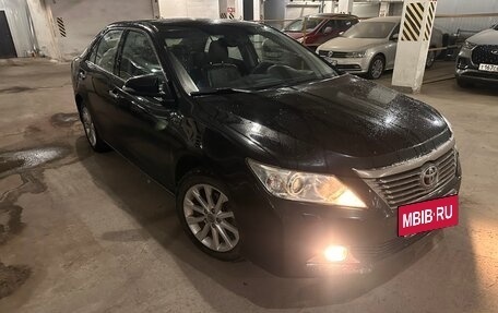 Toyota Camry, 2012 год, 1 700 000 рублей, 2 фотография