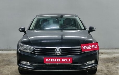 Volkswagen Passat B8 рестайлинг, 2017 год, 1 971 000 рублей, 2 фотография