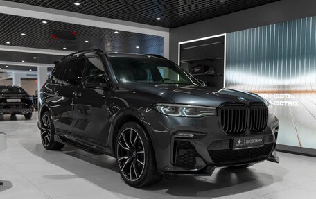 BMW X7, 2019 год, 6 275 000 рублей, 2 фотография