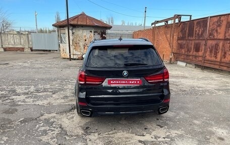 BMW X5, 2017 год, 3 200 000 рублей, 4 фотография