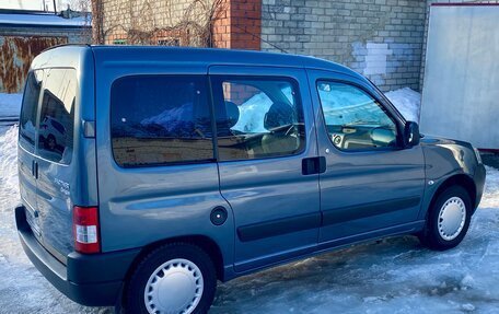 Peugeot Partner II рестайлинг 2, 2011 год, 725 000 рублей, 4 фотография