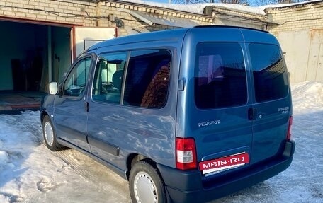 Peugeot Partner II рестайлинг 2, 2011 год, 725 000 рублей, 7 фотография