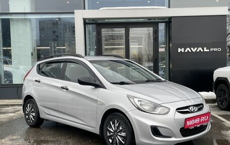 Hyundai Solaris II рестайлинг, 2013 год, 949 000 рублей, 3 фотография