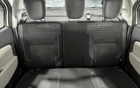 Renault Logan II, 2015 год, 820 000 рублей, 15 фотография