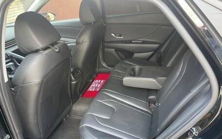 Hyundai Elantra, 2022 год, 2 550 000 рублей, 10 фотография