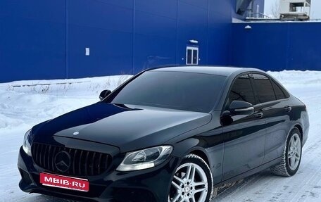 Mercedes-Benz C-Класс, 2015 год, 1 700 000 рублей, 1 фотография