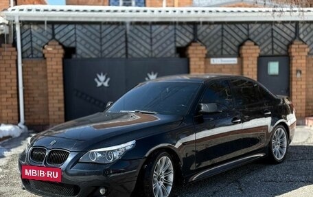 BMW 5 серия, 2008 год, 1 040 000 рублей, 2 фотография