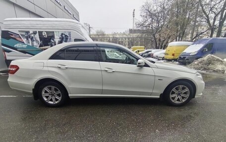 Mercedes-Benz E-Класс, 2012 год, 1 600 000 рублей, 2 фотография